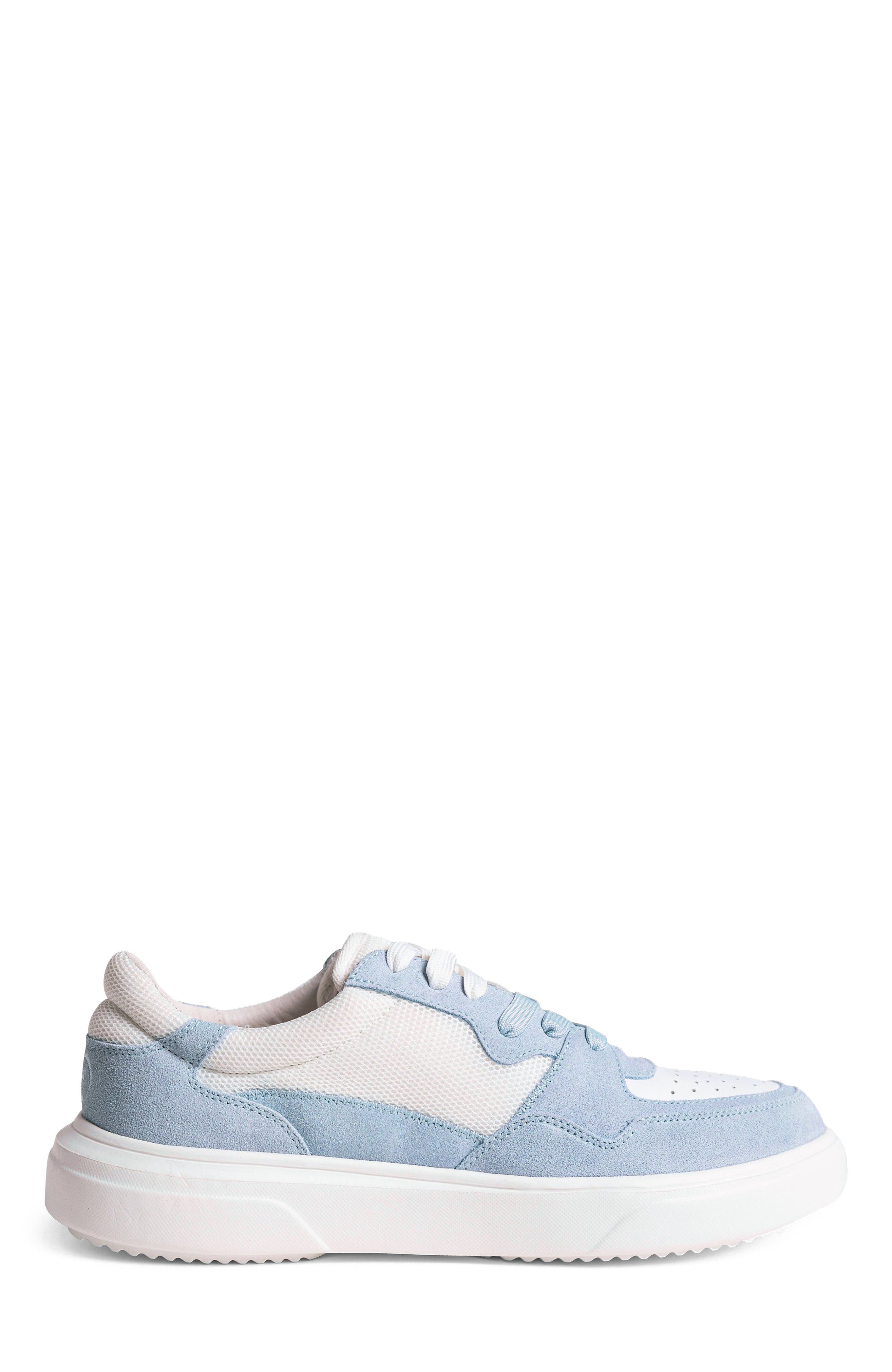 Court 2.0 Sneaker - image 1