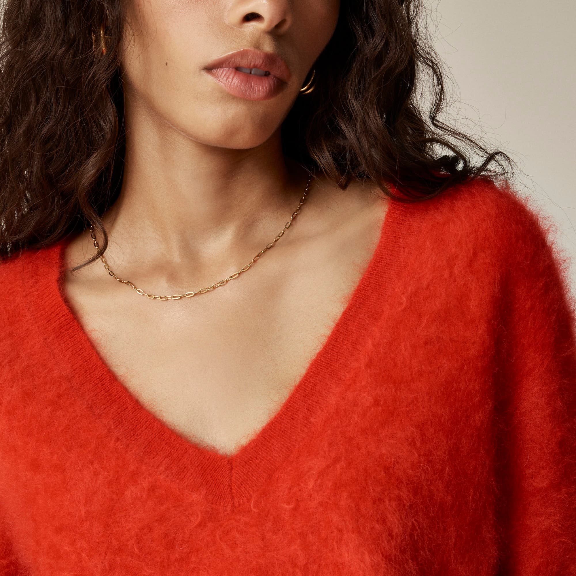 Brushed cashmere cropped V-neck sweater - image 3