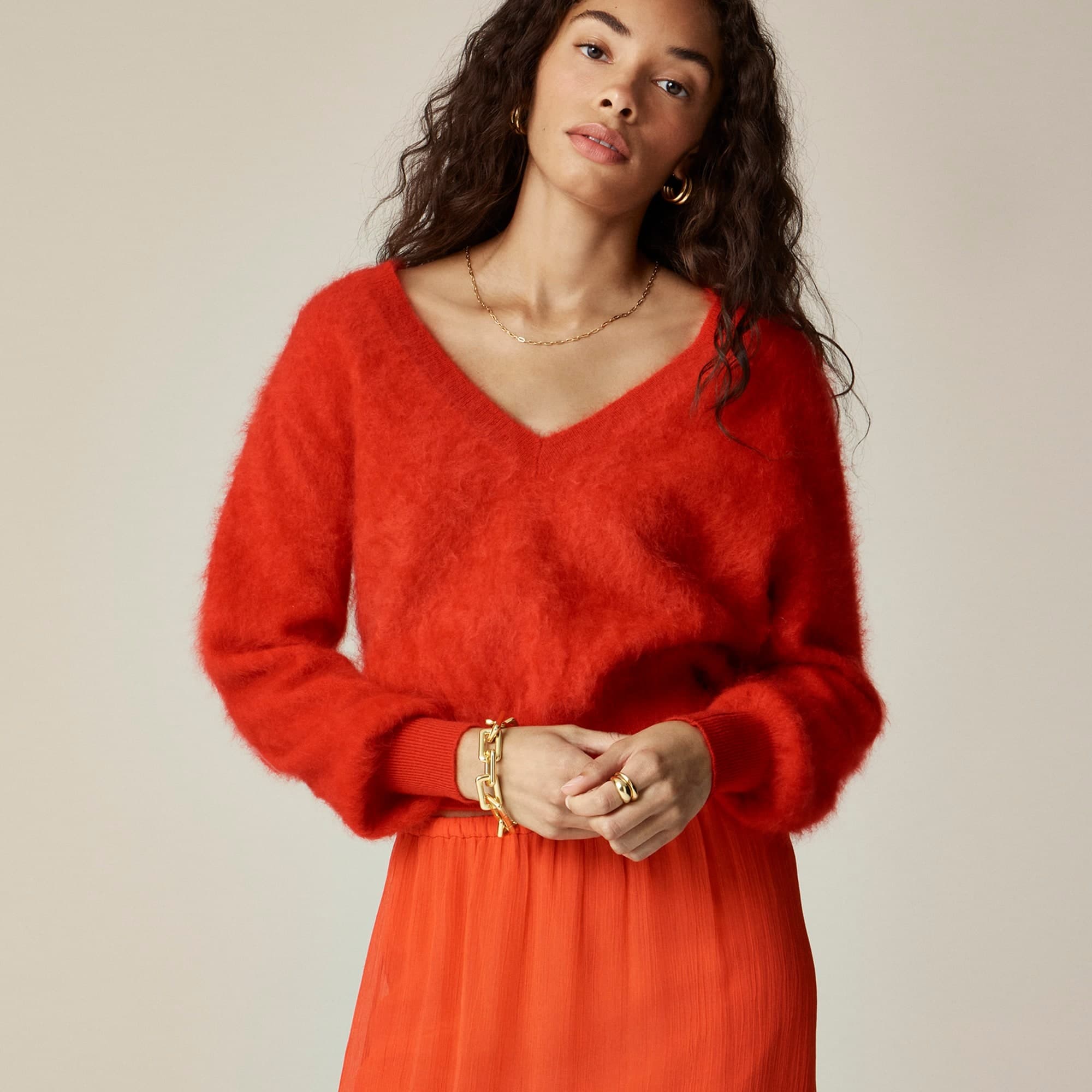 Brushed cashmere cropped V-neck sweater - image 2