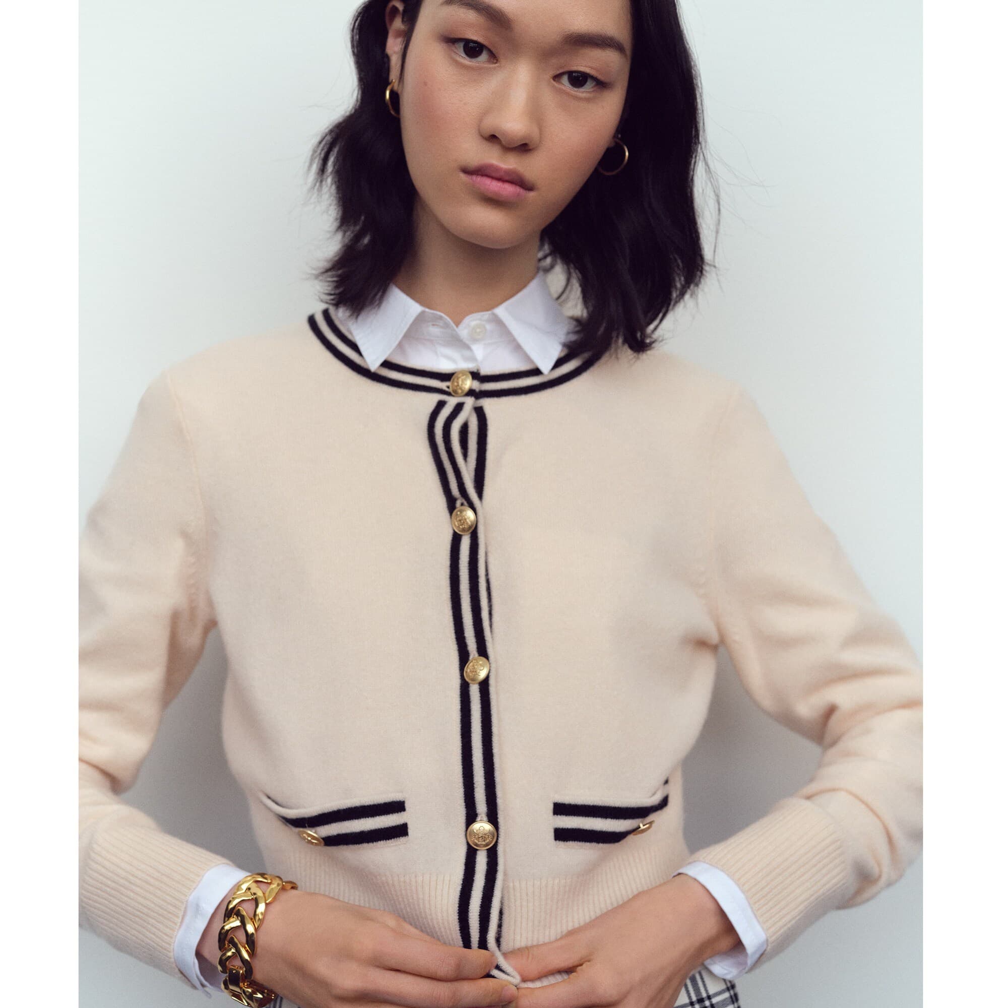 Cashmere sweater lady jacket with contrast trim - image 5