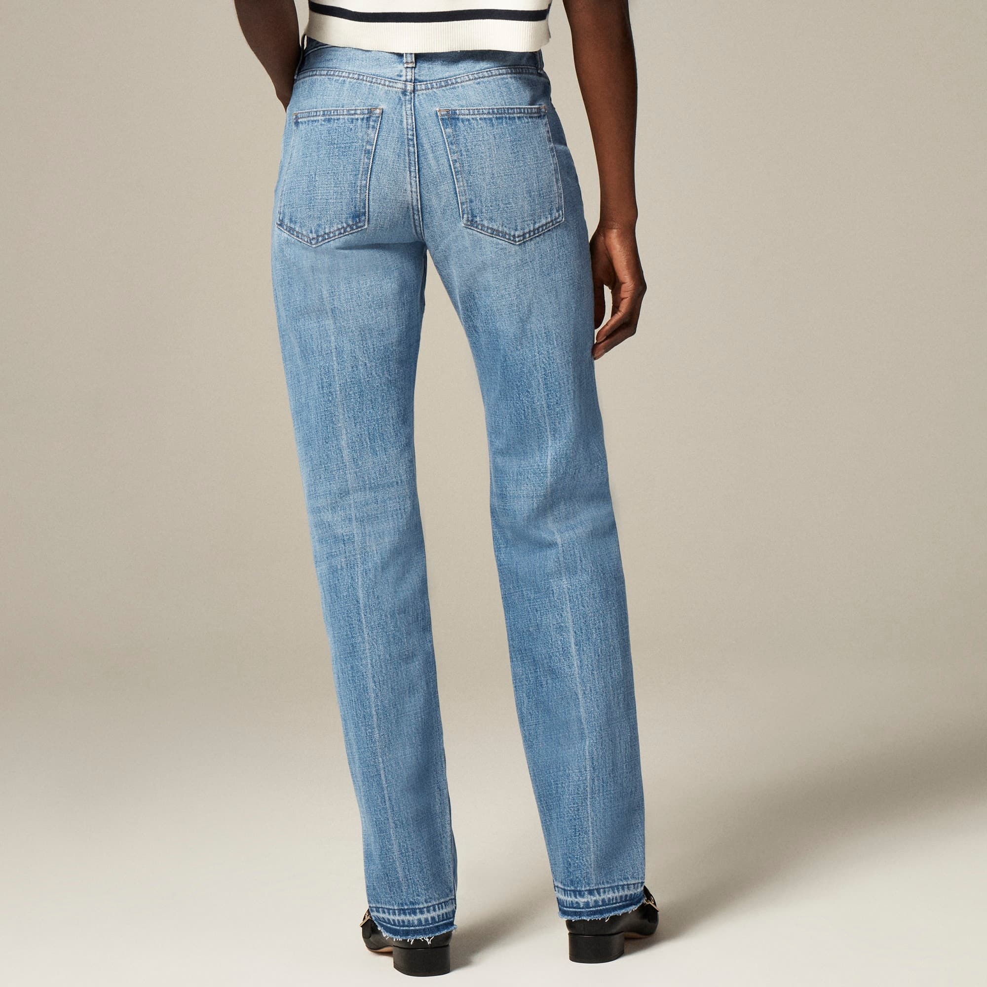 Mid-rise straight jean - image 4