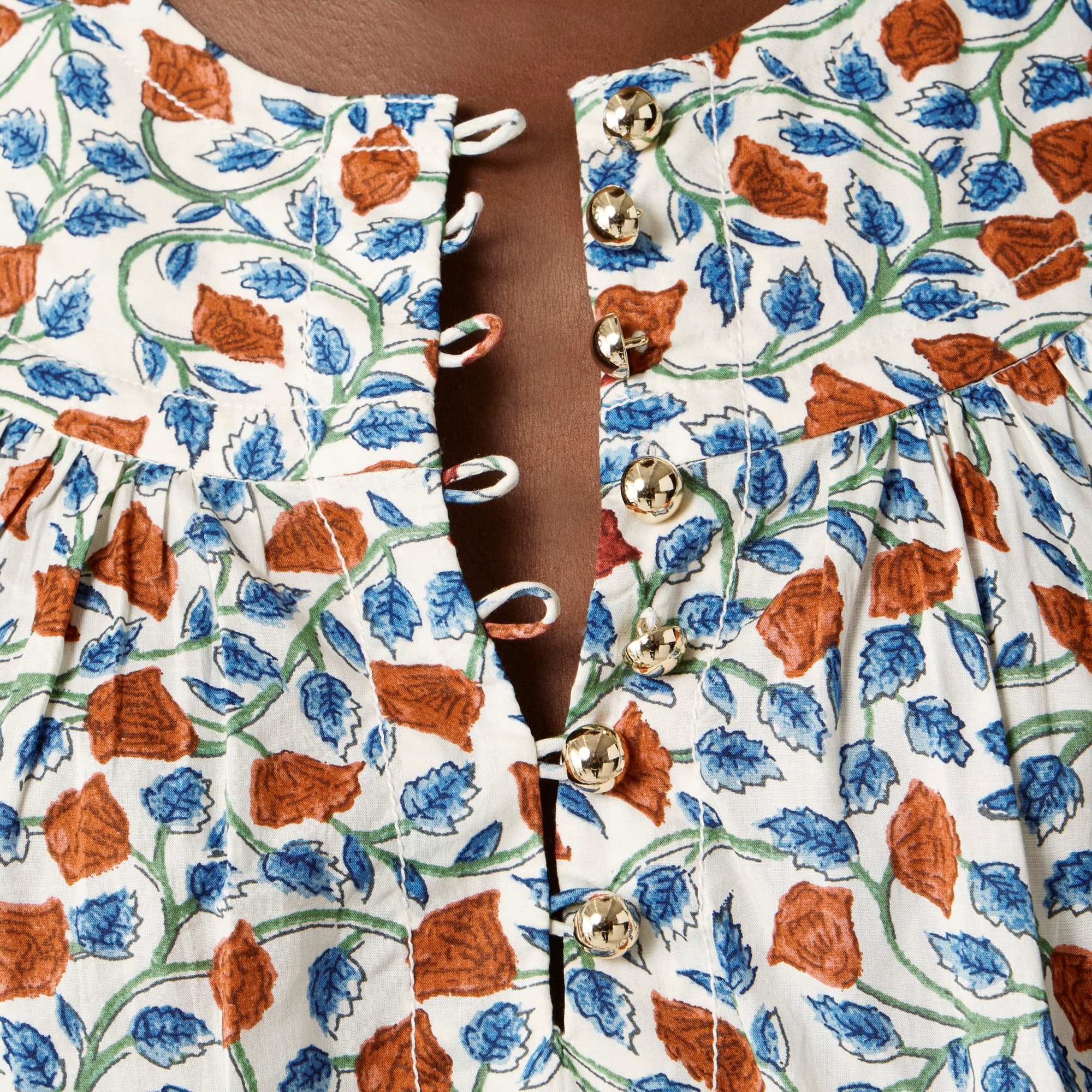 Shirred popover top in rosewood floral - image 4