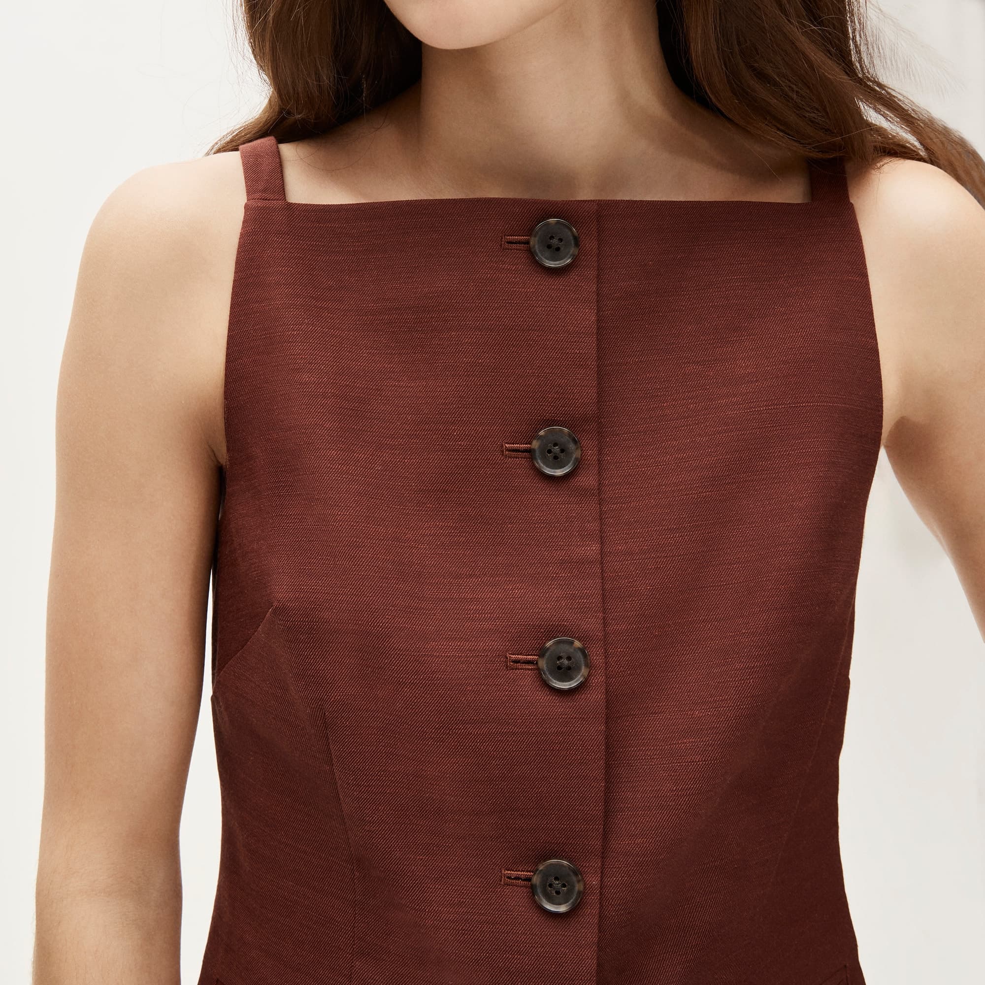 Button-up cutaway tank top in Gramercy linen blend - image 4