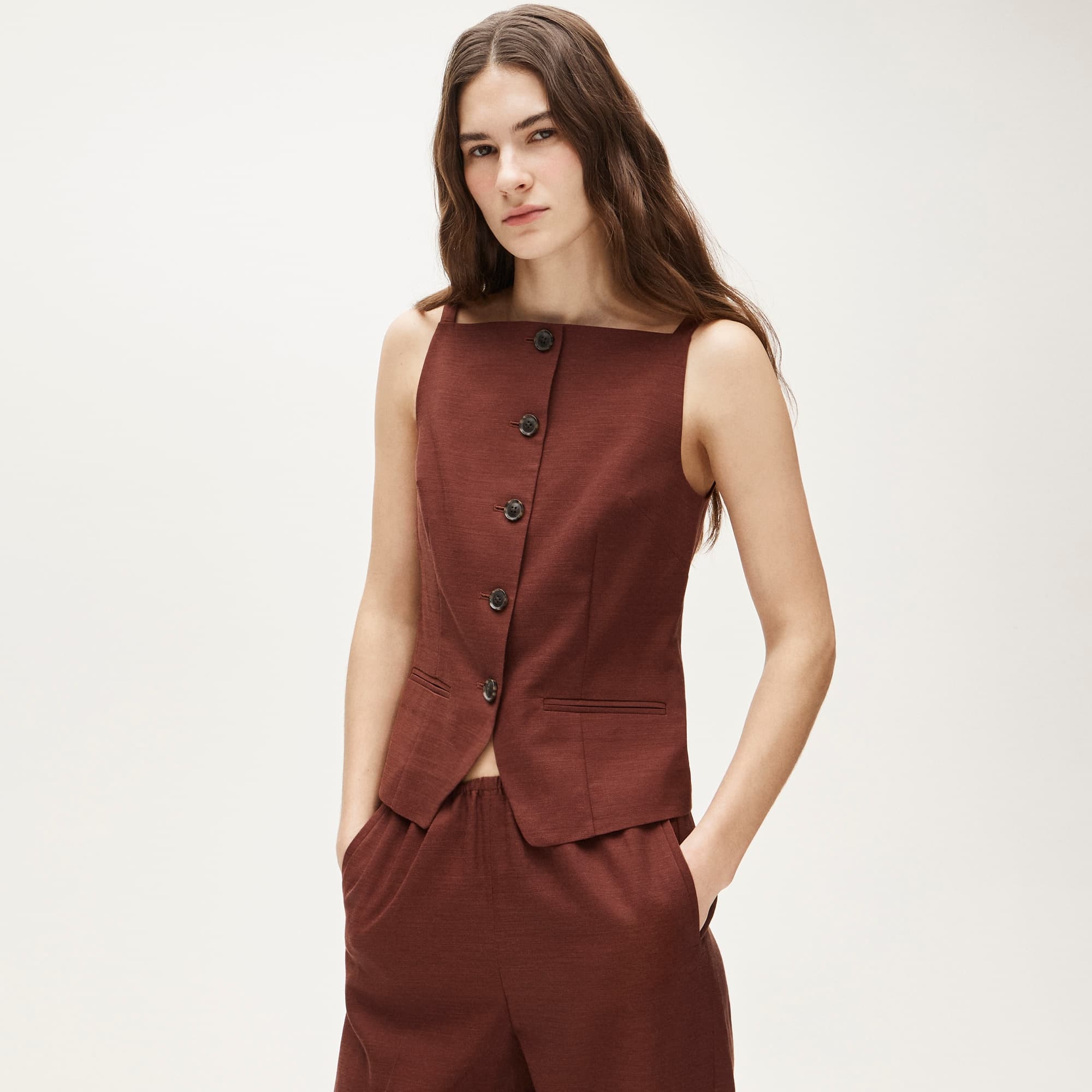 Button-up cutaway tank top in Gramercy linen blend - image 2