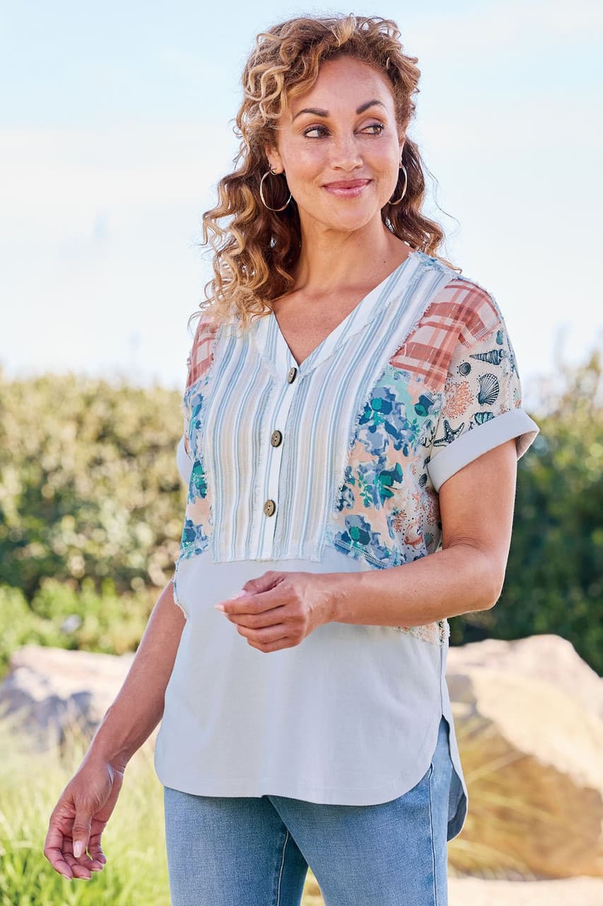 Mixed Media Print V Neck SS Tunic