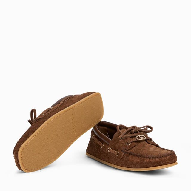 Women's boat shoe