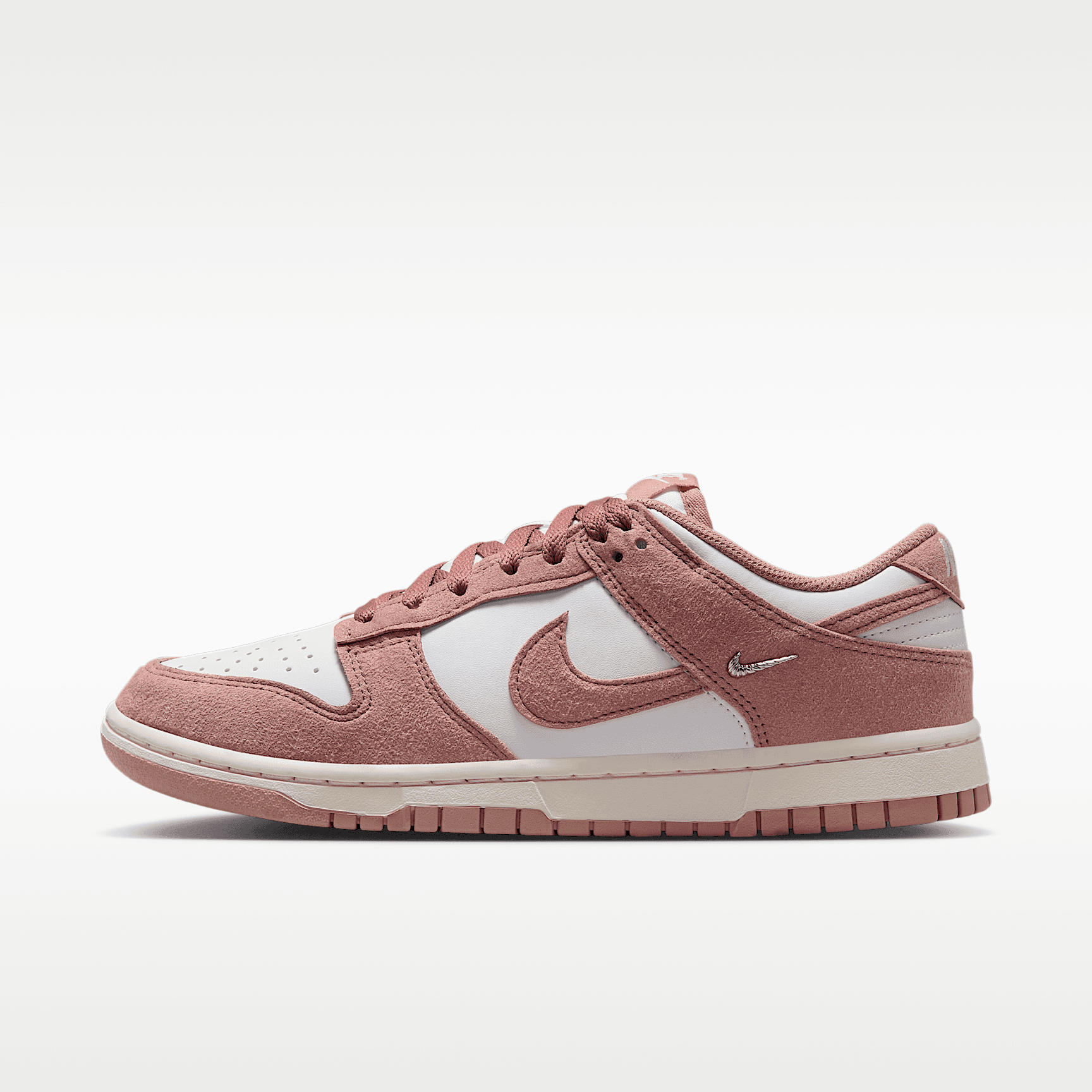 Nike Dunk Low Suede