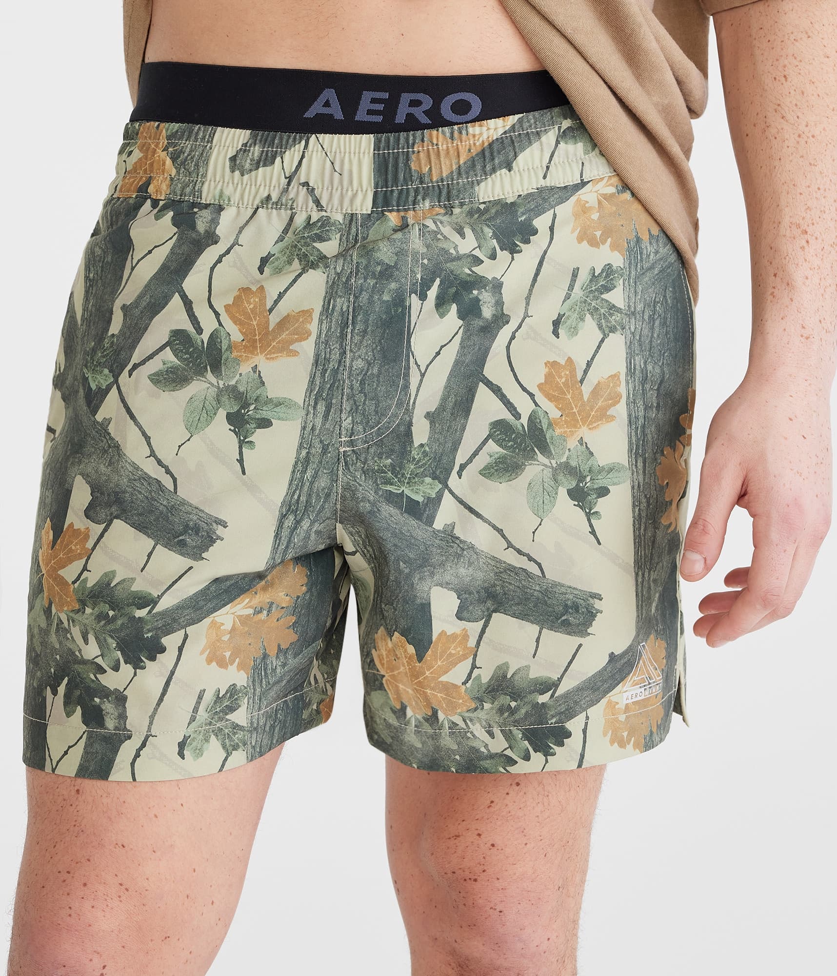 Aero MVMNT Forest Camo Hybrid Active Shorts 5.5"